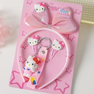 NEW 4pc Hello Kitty Hair Accessories and Keychain Gift Set for girls